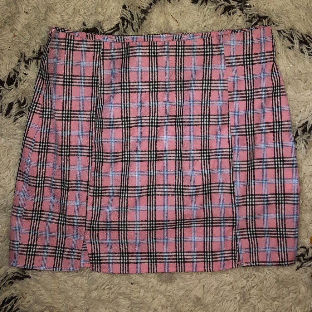 Pink & Black Plaid Mini Skirt Shein- Size Large